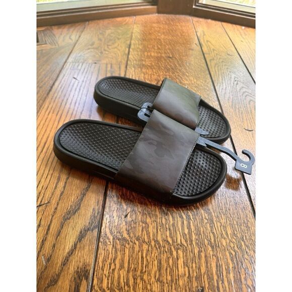 DSG Women's One Strap Slides Black Camo Size 8 New With Tags - Picture 3 of 5